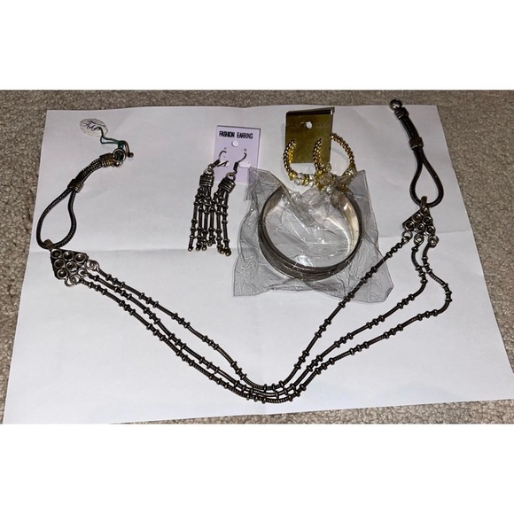 🌸✨NEW Bundle of Authentic Handmade Indian Jewelry, Purse, and Phone Purse - Picture 4 of 16